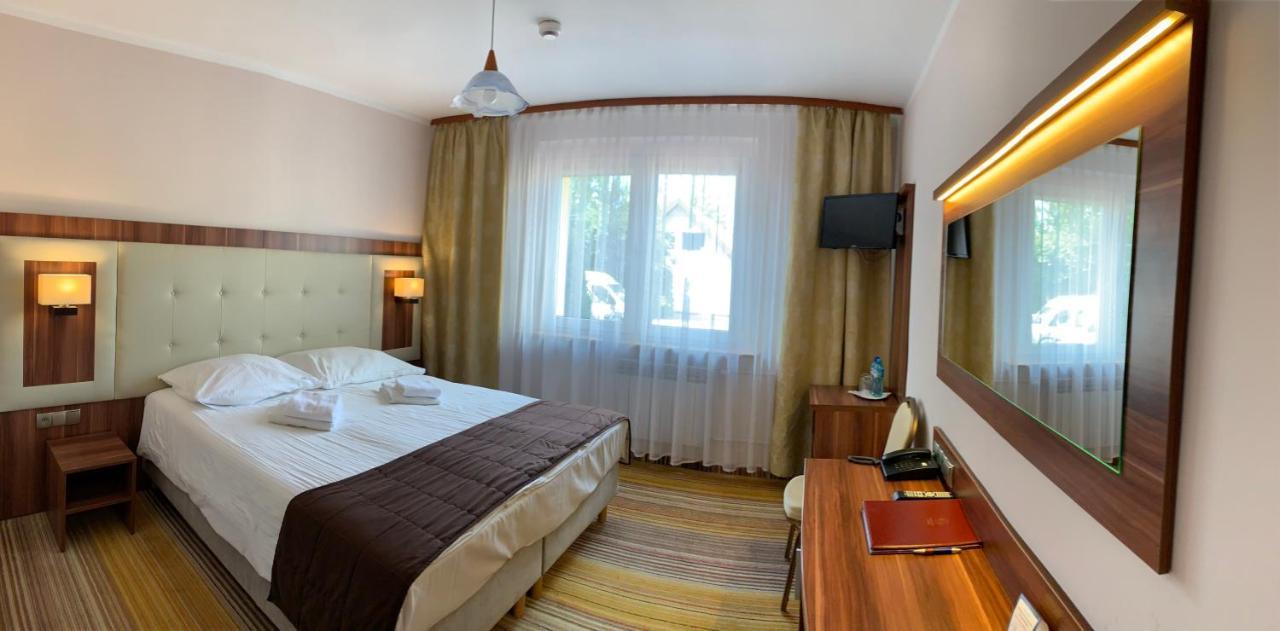 Cumulus Hotel Będzin エクステリア 写真