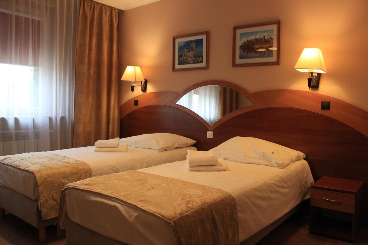 Cumulus Hotel Będzin エクステリア 写真