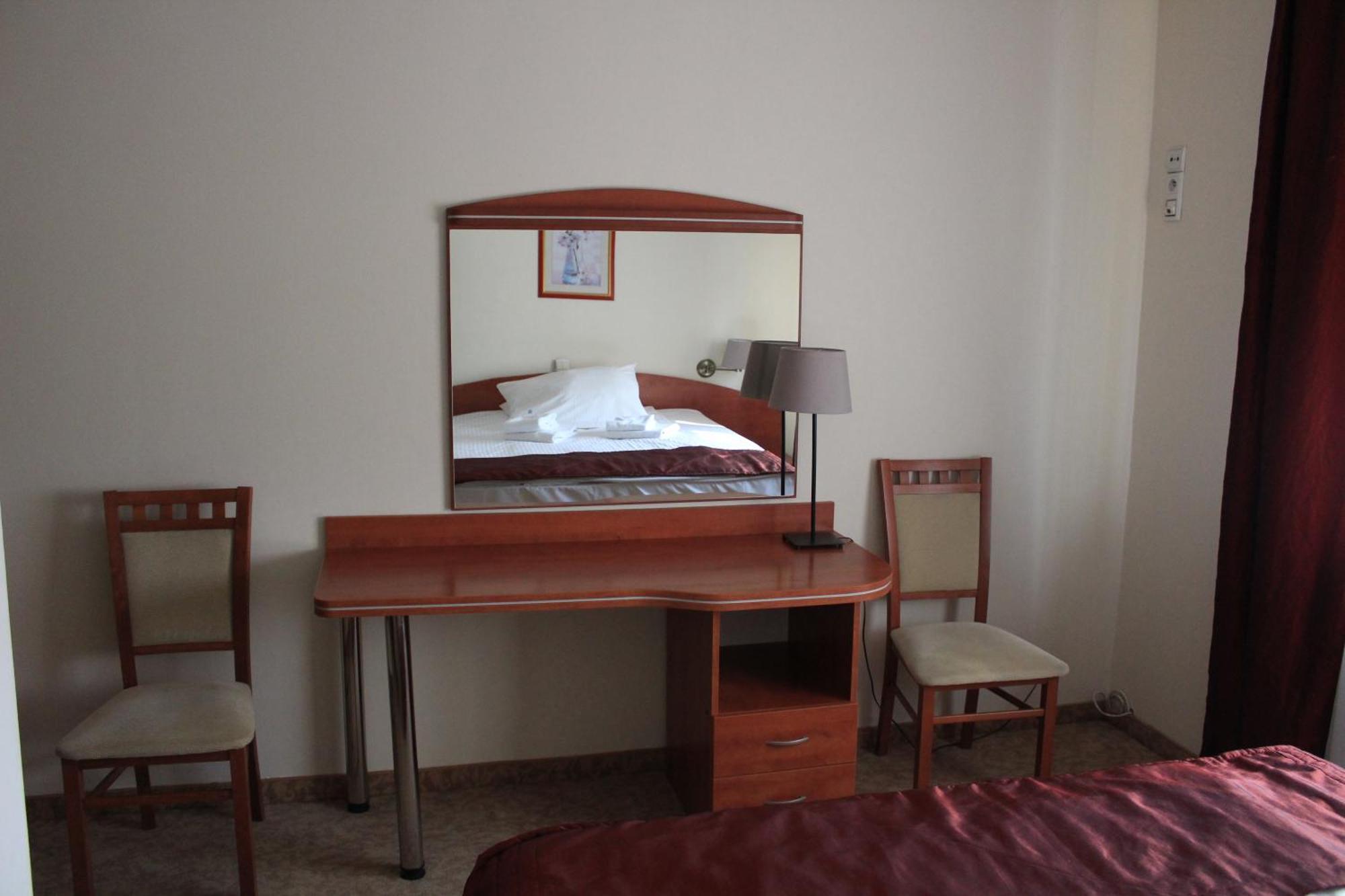 Cumulus Hotel Będzin エクステリア 写真
