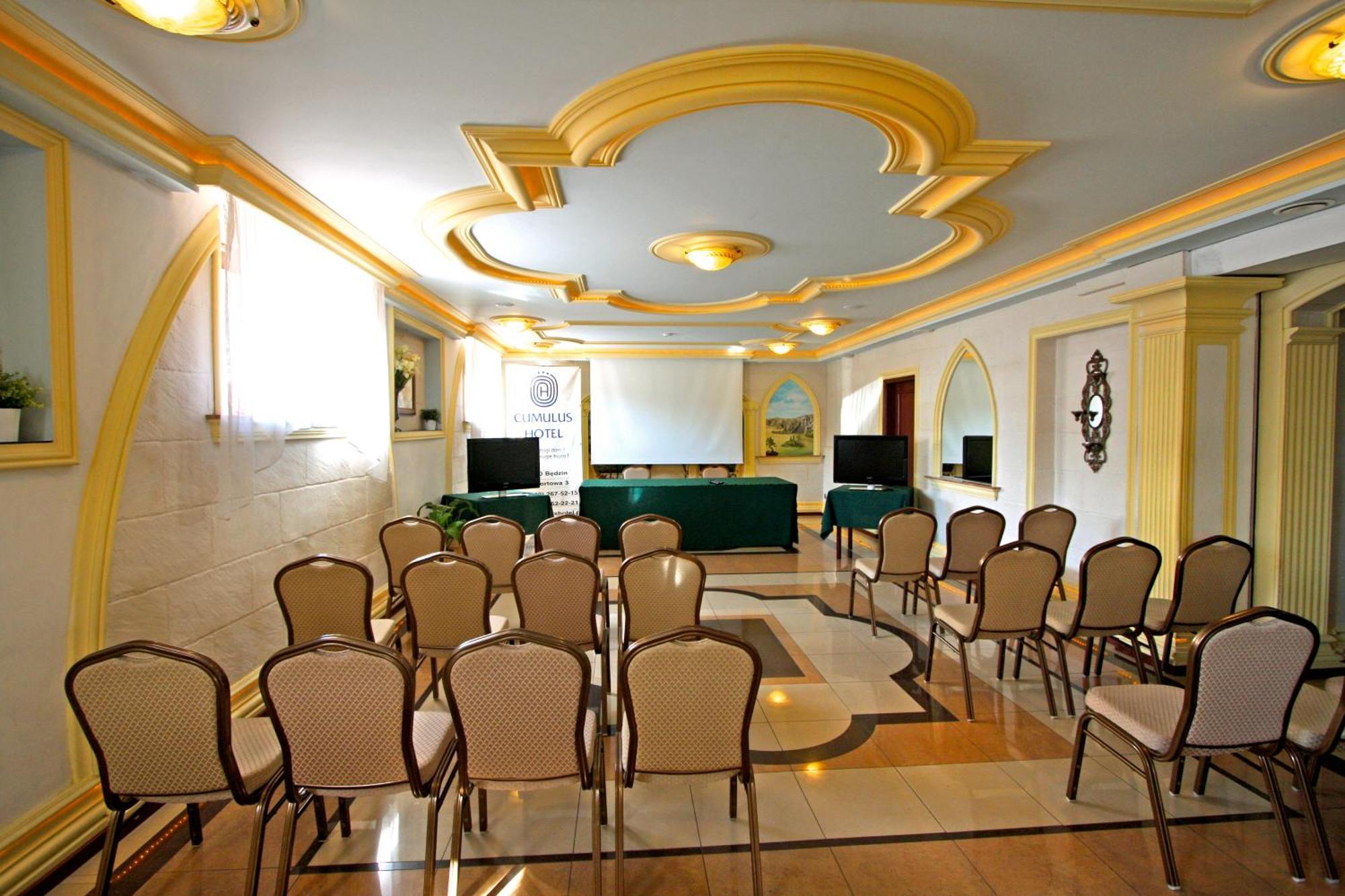 Cumulus Hotel Będzin エクステリア 写真