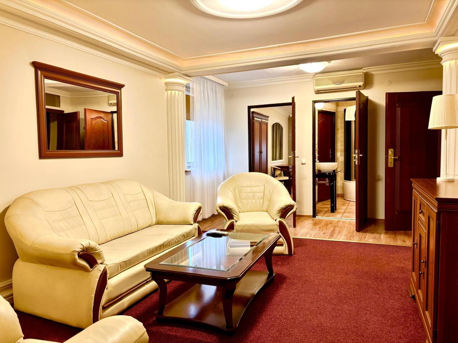 Cumulus Hotel Będzin エクステリア 写真