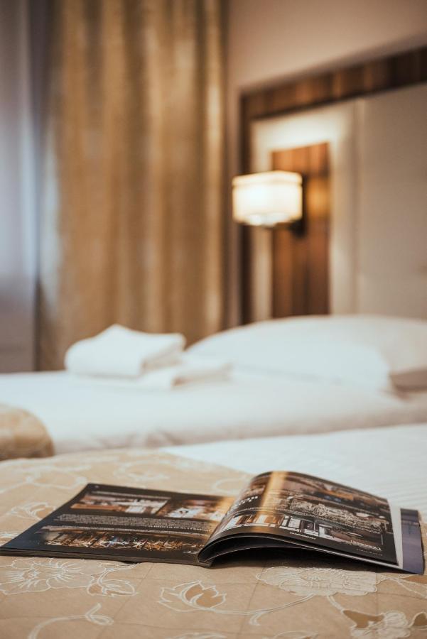 Cumulus Hotel Będzin エクステリア 写真