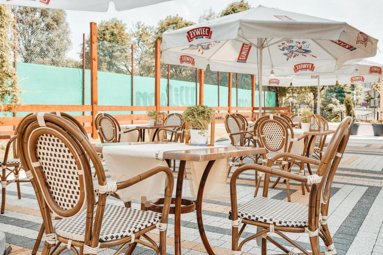 Cumulus Hotel Będzin エクステリア 写真